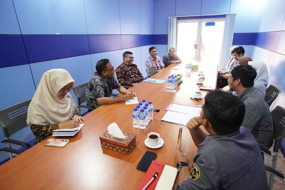 Perumda Tirta Mahakam Cabang Sangasanga menghentikan produksi air bersih menyusul dugaan pencemaran air baku dari aktivitas pengeboran sumur migas PT Pertamina EP Sangasanga Field / Tirta Mahakam