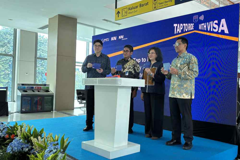  Visa Luncurkan Sistem Pembayaran Tiket Kereta Bandara Nirsentuh