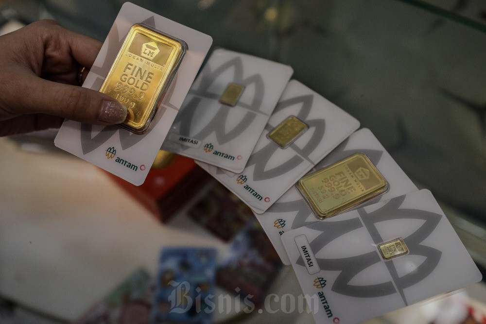  Harga Emas Antam Stagnan Hari Ini, Dibanderol Rp1,93 Juta per Gram