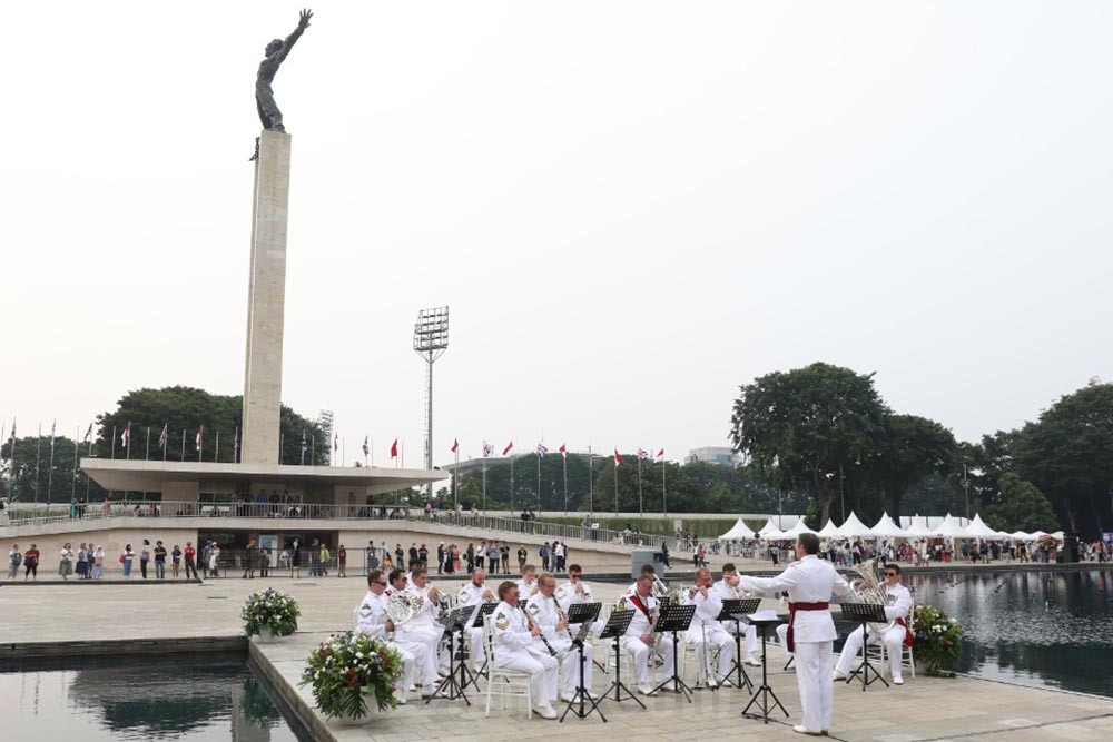  Royal Marines Band Asal Inggris Hibur Warga Untuk Meriahkan HUT Jakarta