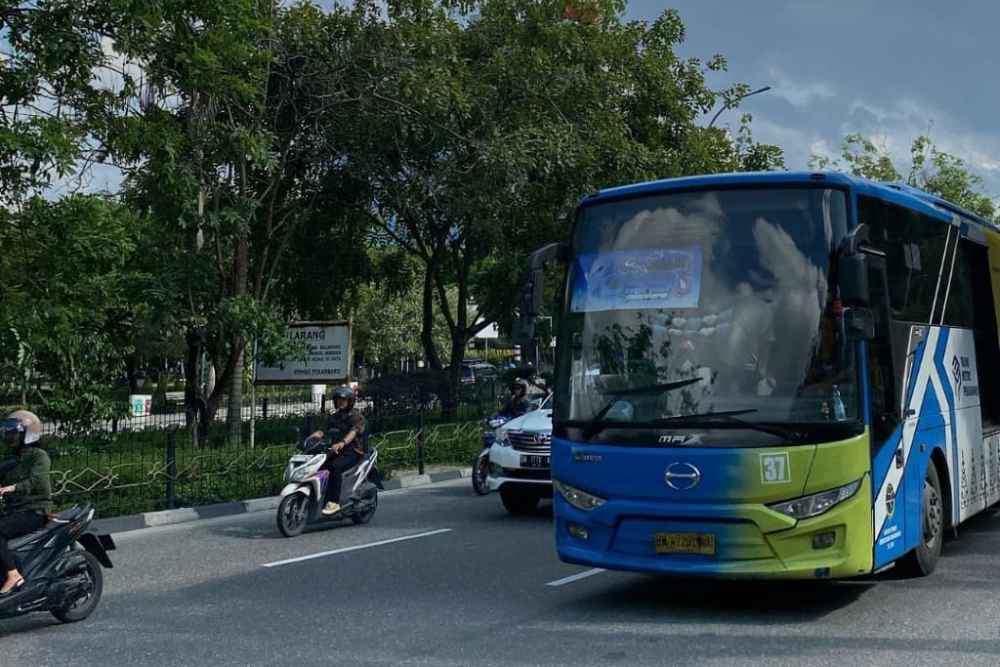  Pemko Pekanbaru Minta Pengelola Bus Trans Metro Benahi Pelayanan