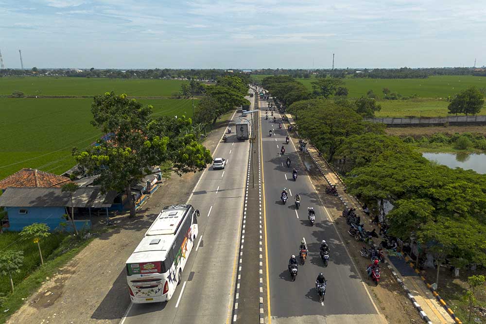  13 Muara Sungai di Indramayu Dikeruk untuk Perlancar Aktivitas Keluar Masuk Kapal