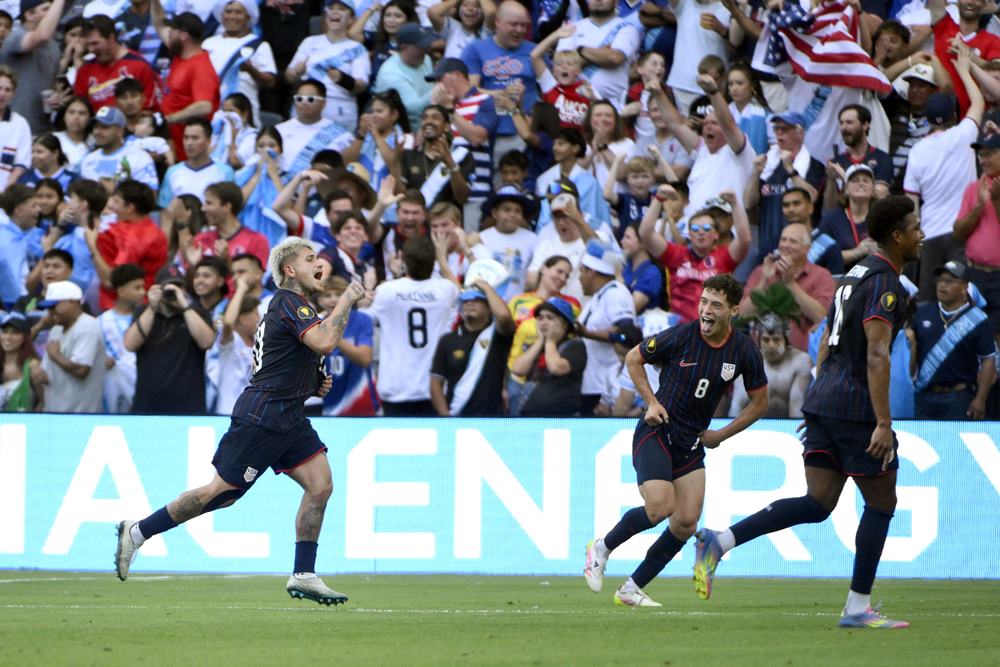 Timnas Amerika Serikat merayakan gol ke gawang Guatemala di semifinal Piala Emas atau Gold Cup 2025/ Reuters -Mandatory Credit: Jeff Curry-Imagn Images