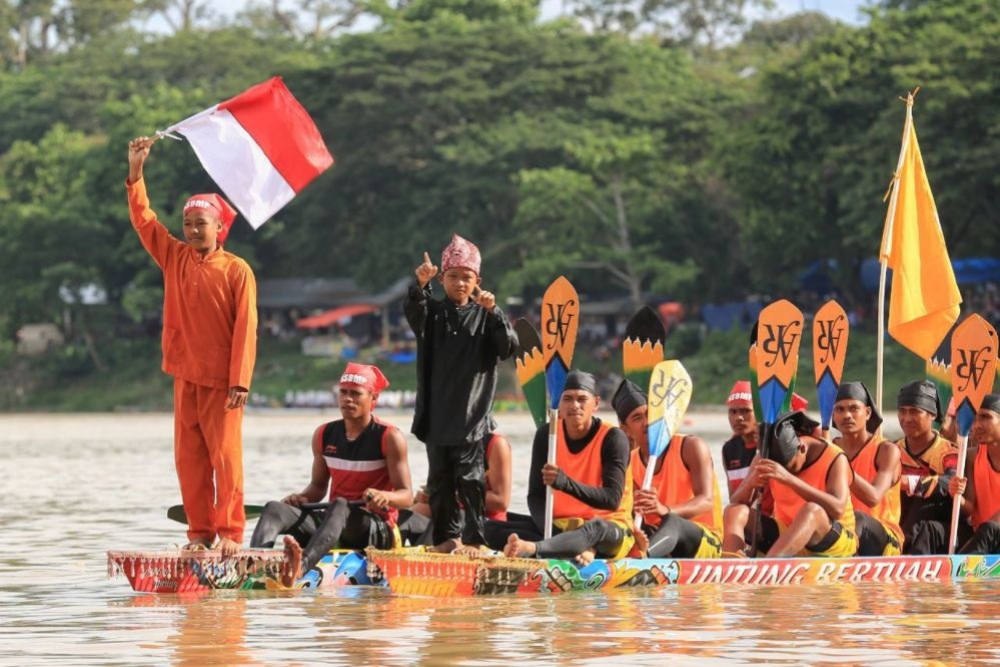  Mengenal Sejarah Tradisi Pacu Jalur, yang Lagi Viral di Medsos