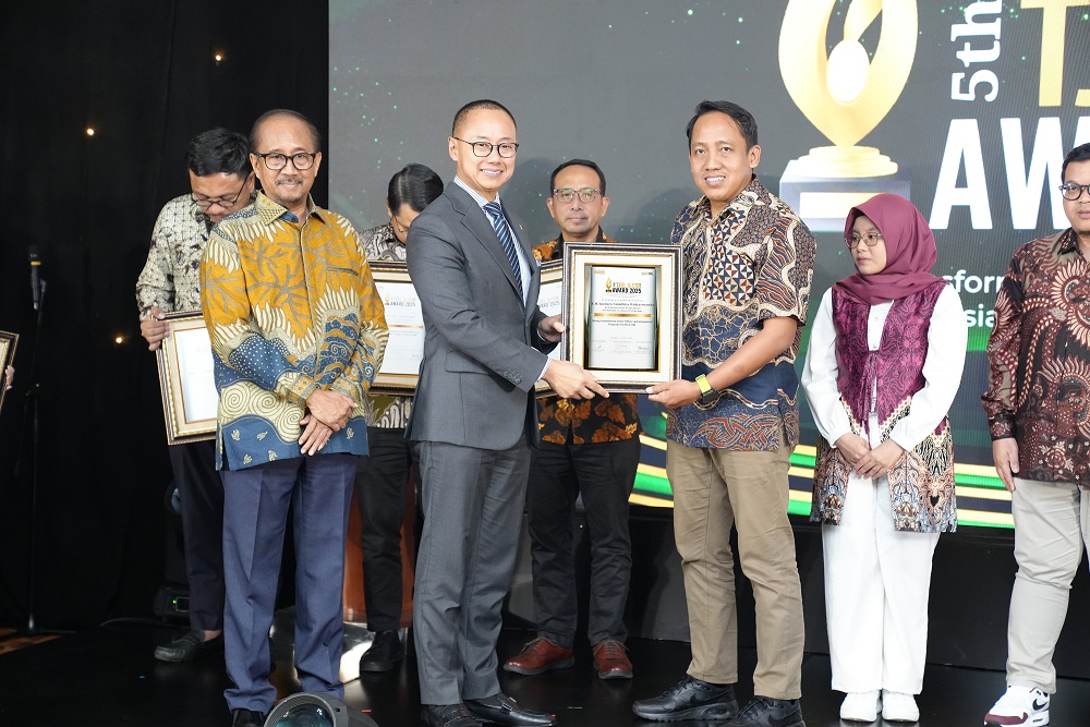  Pelindo Terminal Petikemas Menang di TJSL & CSR Award 2025