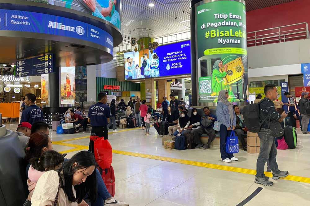  KAI Daop 1 Catat Hampir 950.000 Penumpang Naik Kereta pada Juni 2025