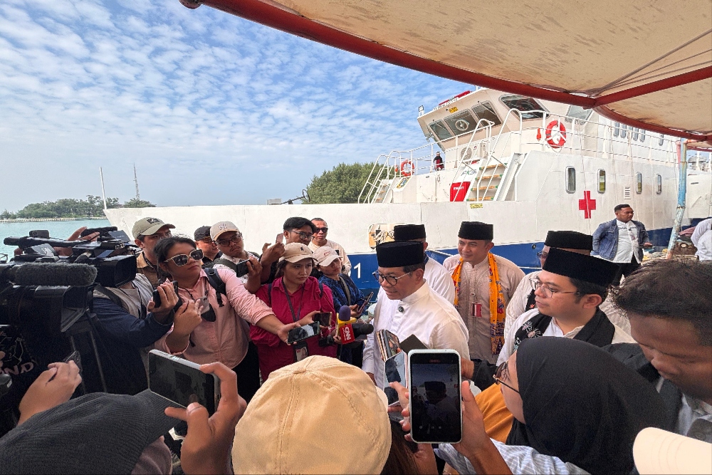  Pramono Kunker ke Kepulauan Seribu: Tanam Mangrove hingga Serahkan 24.000 Bibit Ikan