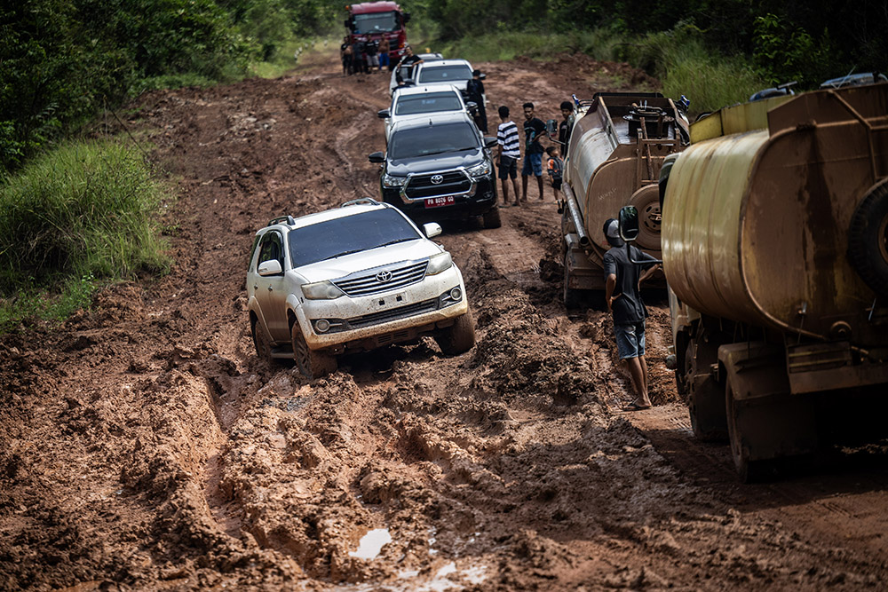  Jalan Trans Papua Rusak di Merauke