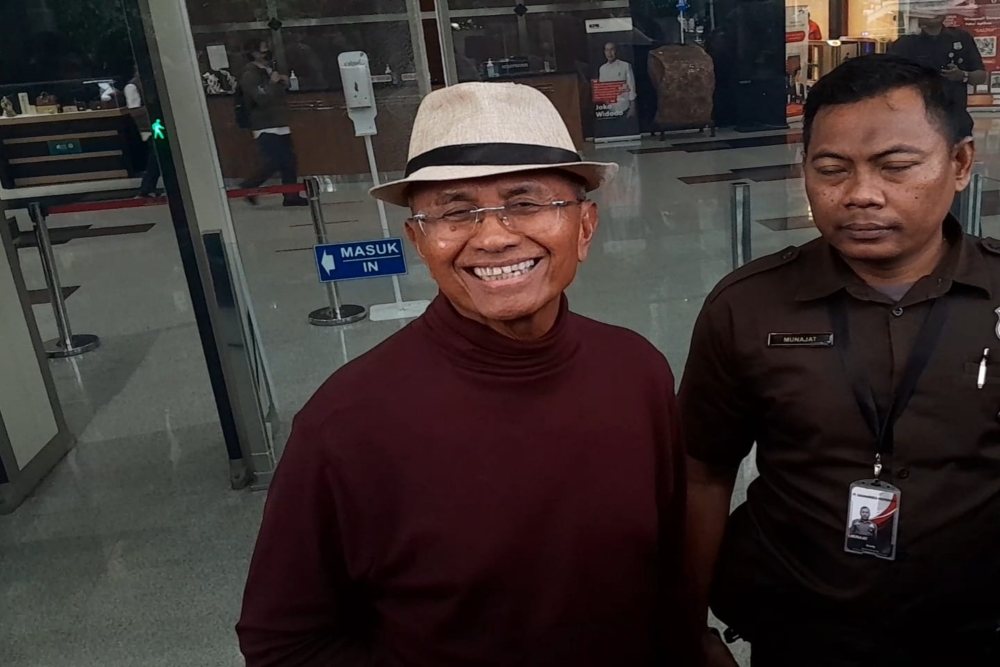  Simpang Siur Penetapan Tersangka Dahlan Iskan oleh Polda Jatim