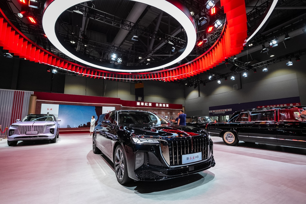  Indomobil (IMAS) Boyong Merek Mobil Mewah Hongqi ke Indonesia
