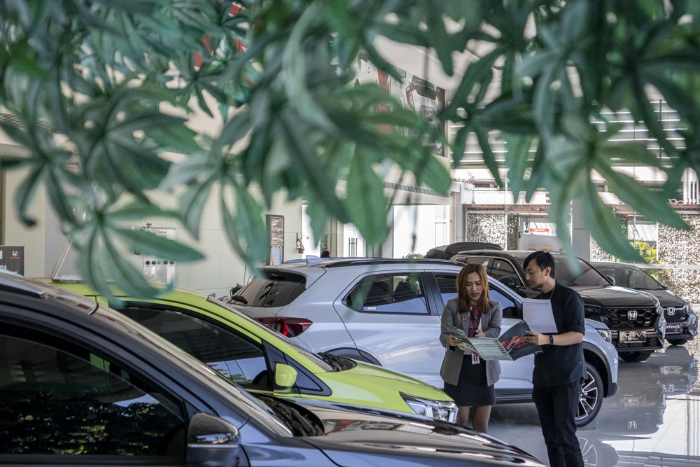  Penjualan Mobil Nasional Menurun
