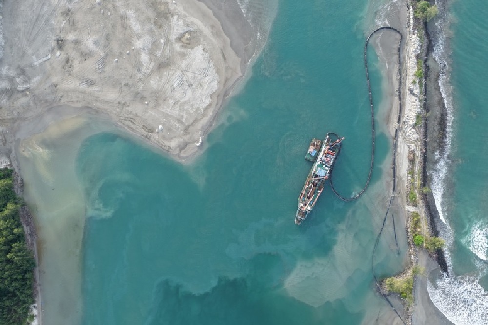  Pelindo Jasa Maritim Pastikan Layanan Marine di Pelabuhan Pulau Baai Buka Kembali