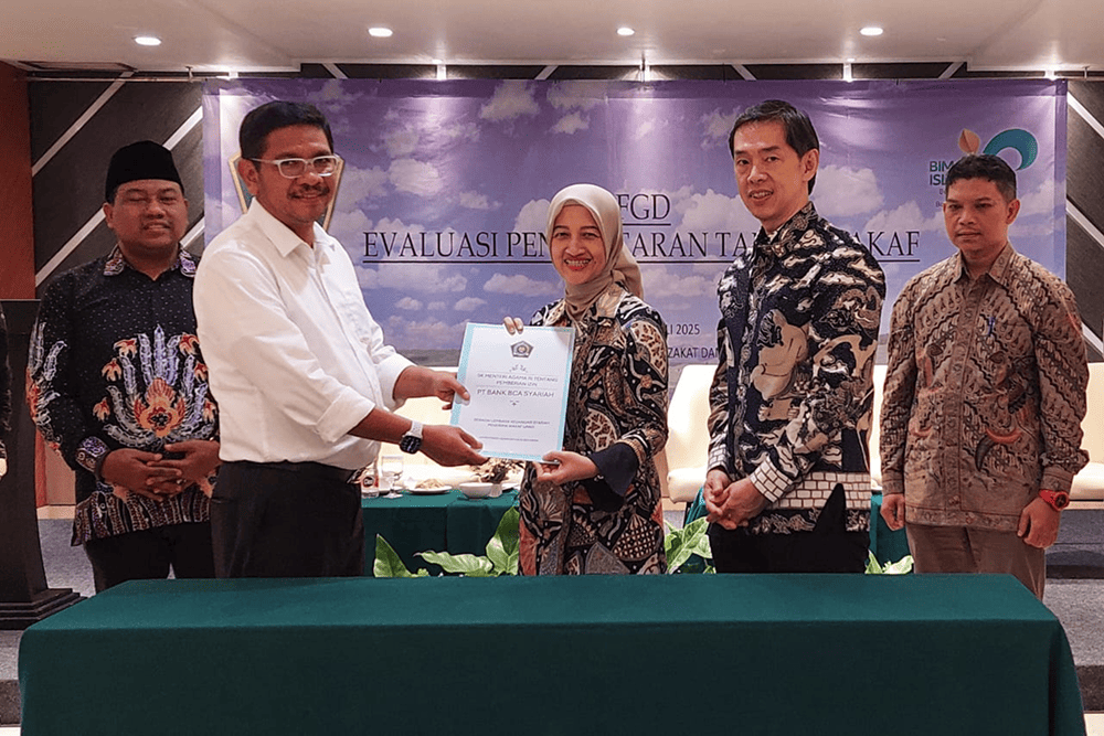  BCA Syariah Ditunjuk Sebagai Lembaga Keuangan Syariah Penerima Wakaf Uang