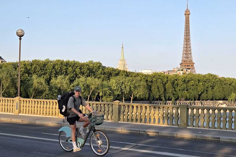  Suasana Meriah Jelang Bastille Day di Paris, Indonesia Tampil Sebagai Tamu Kehormatan