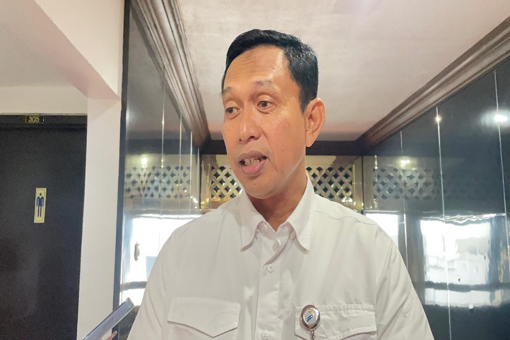 Direktur Utama Perum Bulog Ahmad Rizal Ramdhani saat ditemui di Kantor Kementerian Dalam Negeri (Kemendagri), Jakarta, Senin (14/7/2025). —Bisnis/Rika Anggraeni
