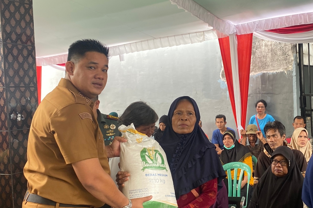  Bantuan Pangan Beras Sumsel Babel Tahun Ini Menyasar 554.317 Keluarga