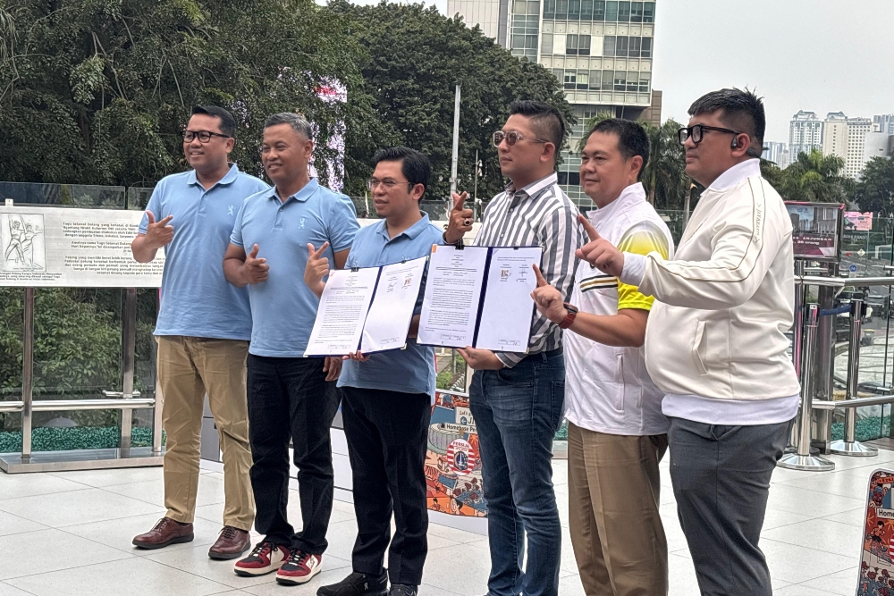  Teken Kerja Sama dengan Transjakarta, 30 Bus Disulap Bernuansa Persija
