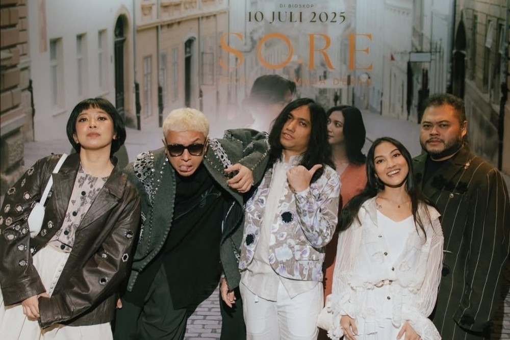  Lirik Lagu Terbuang Dalam Waktu Barasuara, Soundtrack Film Sore