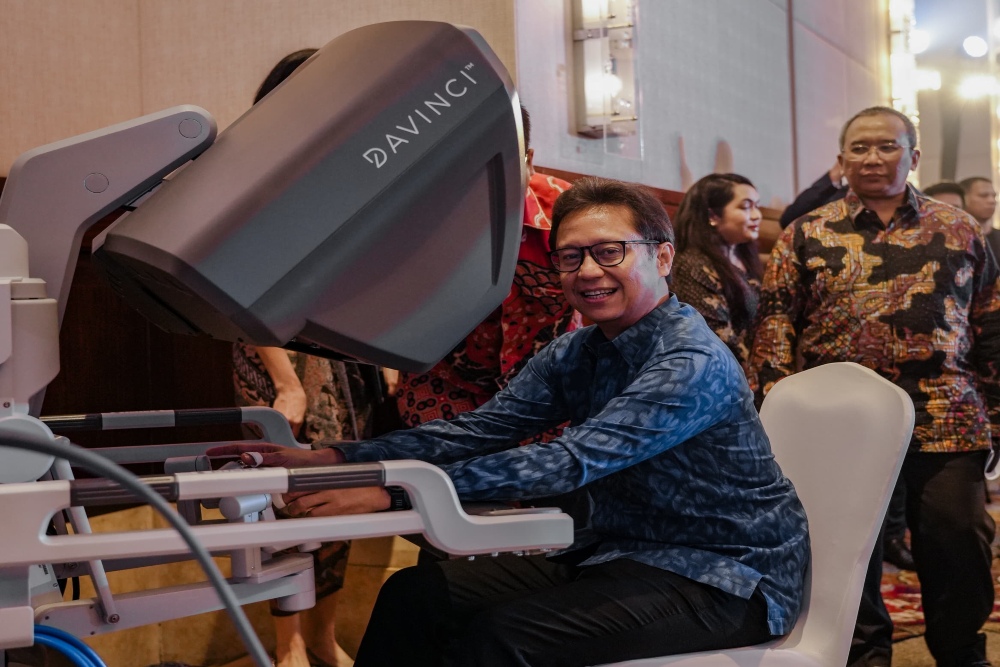  Menkes Budi Gunadi Sadikin Bakal Siapkan Investasi Robot Bedah untuk Rumah Sakit di Indonesia