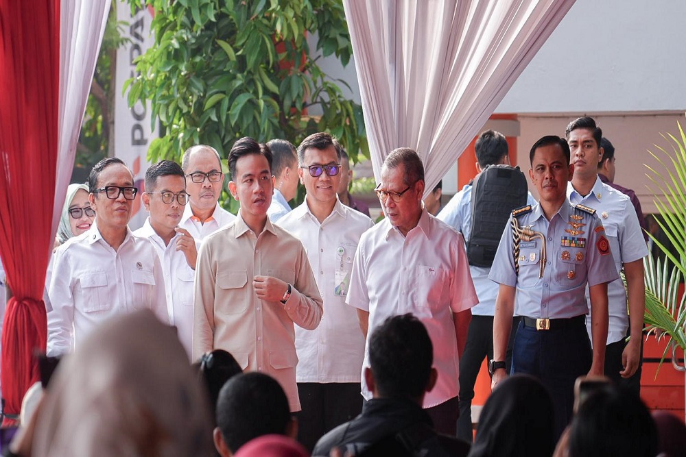  Wapres Tinjau Langsung Pemberian BSU ke Pekerja BPJS Ketenagakerjaan