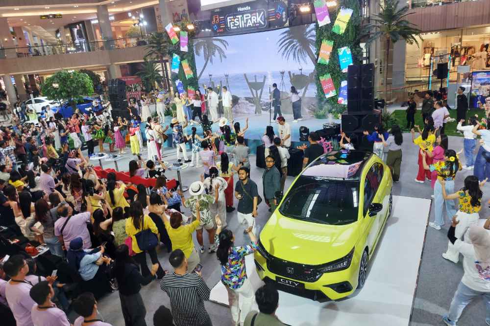  Honda Surabaya Center Bidik Penjualan Mobil 11.568 Unit Tahun Ini