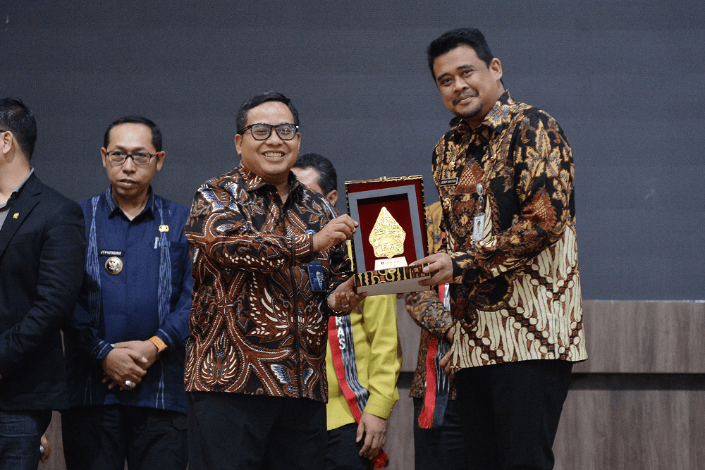 Festival UMKM, Gubernur Bobby Nasution Hadiahi UMKM Bebas Cicilan Setahun