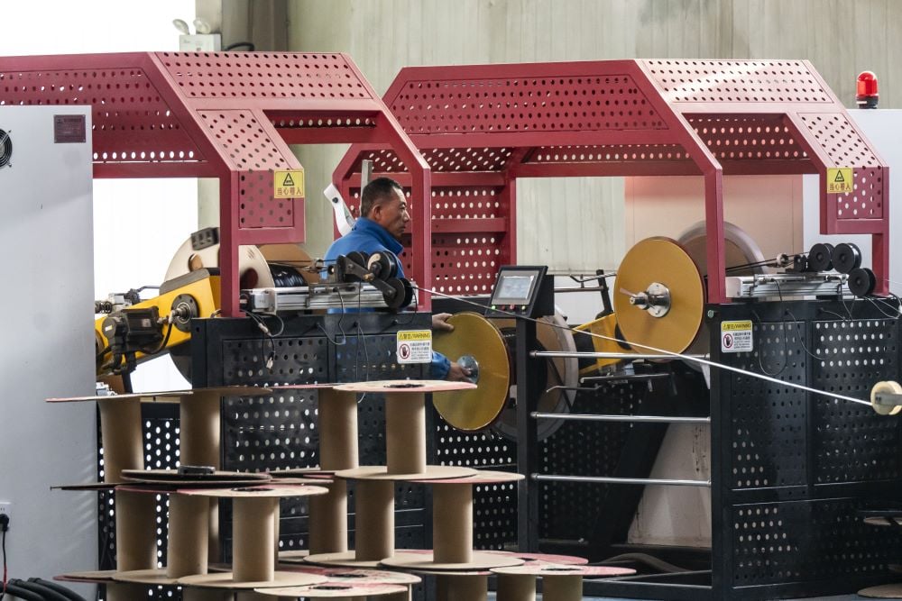 Laba Pabrikan China Anjlok Lagi imbas Perang Harga