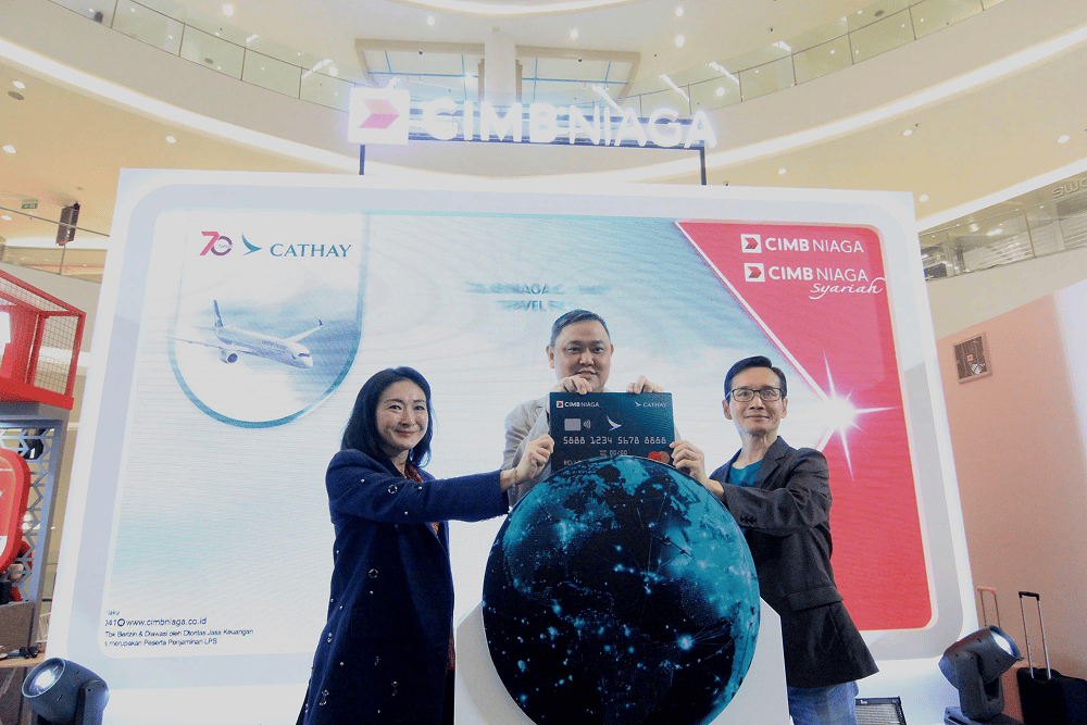  CIMB Niaga dan Cathay Luncurkan Kartu Kredit Co-Brand World Cathay Card