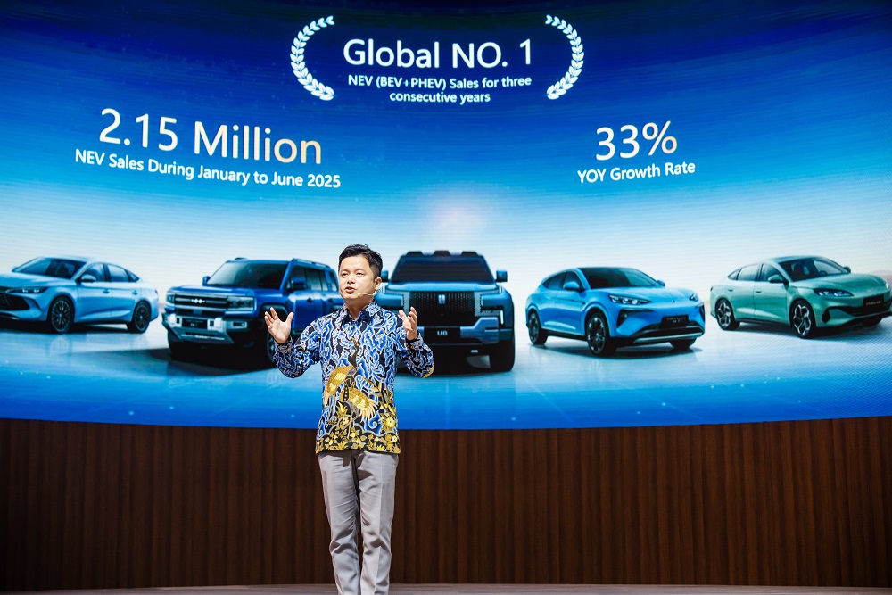  DENZA Debut di GIIAS 2025, Siap memimpin EV Premium
