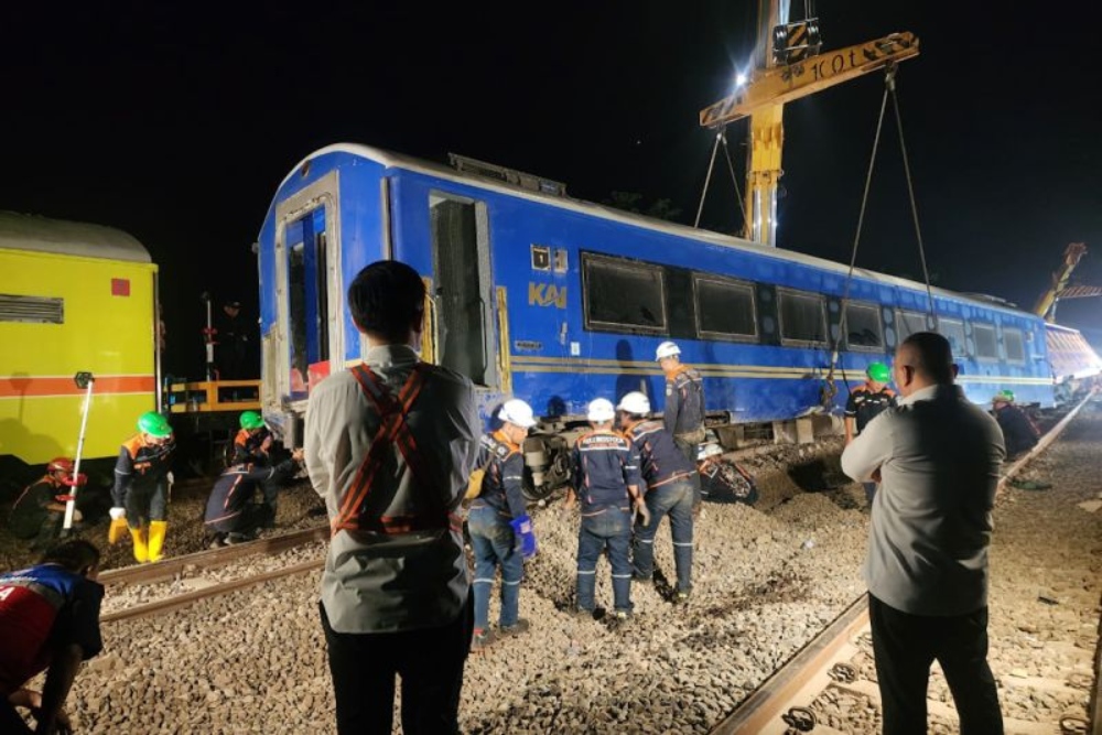  Kemenhub Investigasi Penyebab Insiden KA Argo Bromo Anjlok di Subang