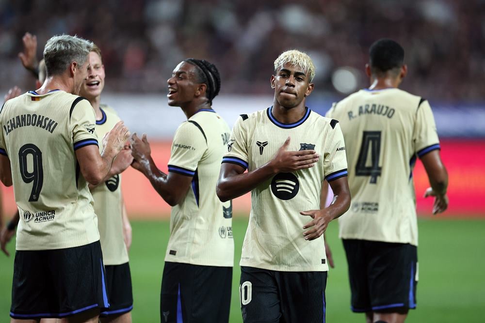Tim Barcelona dalam tur pra musim di Asia. Barcelona akan melawan Daegu FC di Daegu Stadium, Senin (4/8/2025). Prediksi Skor Daegu FC vs Barcelona 4 Agustus, Susunan Pemain, H2H, Preview/REUTERS/Kim Hong-Ji