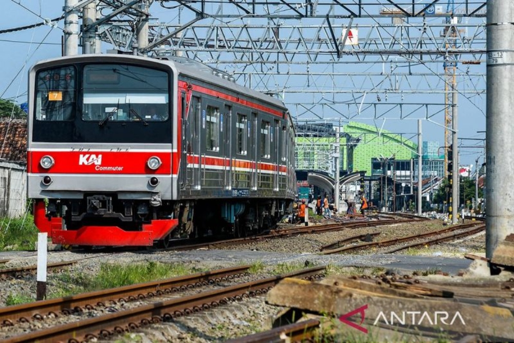 Daftar Rekayasa Operasional KRL Imbas Kereta Anjlok di Stasiun Jakarta-Kota