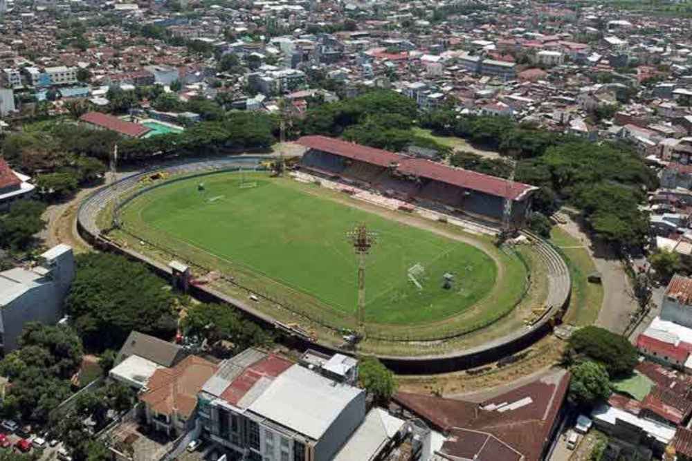 Stadion Andi Mattalatta Mattoangin Makassar sebelum dirobohkan/Bisnis-Paulus Tandi Bone