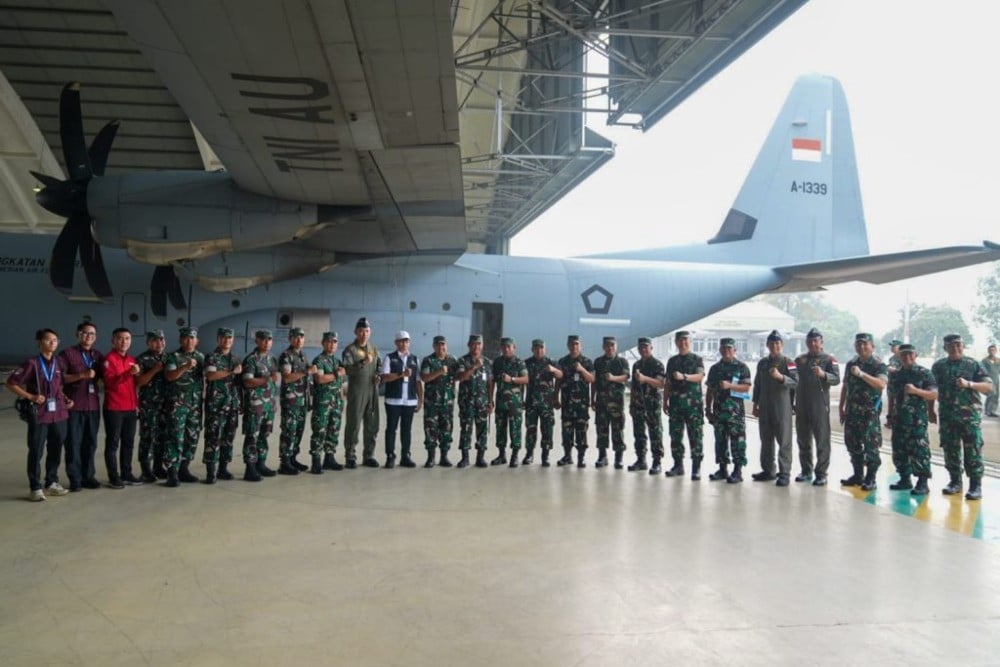 Kemhan Kirim Bantuan Logistik dengan Metode Air Drop untuk Warga Gaza