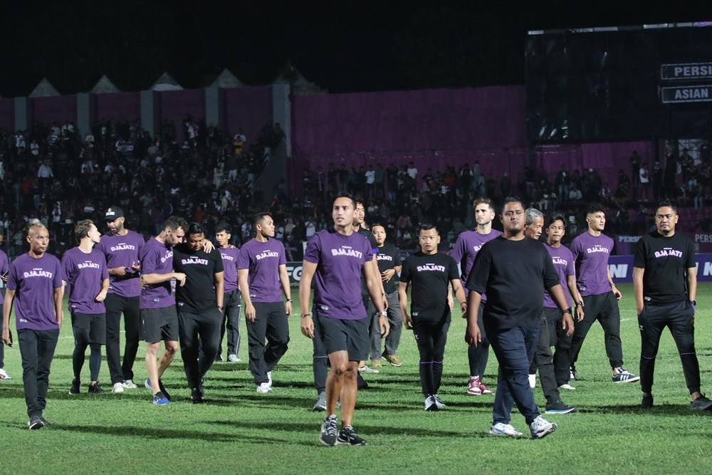 Tim Persik Kediri akan menjamu Madura United pada pekan kedua Indonesia Super League dalam laga bertajuk Derbi Jatim. Prediksi Skor Persik vs Madura United 16 Agustus, Susunan Pemain, H2H/Antara
