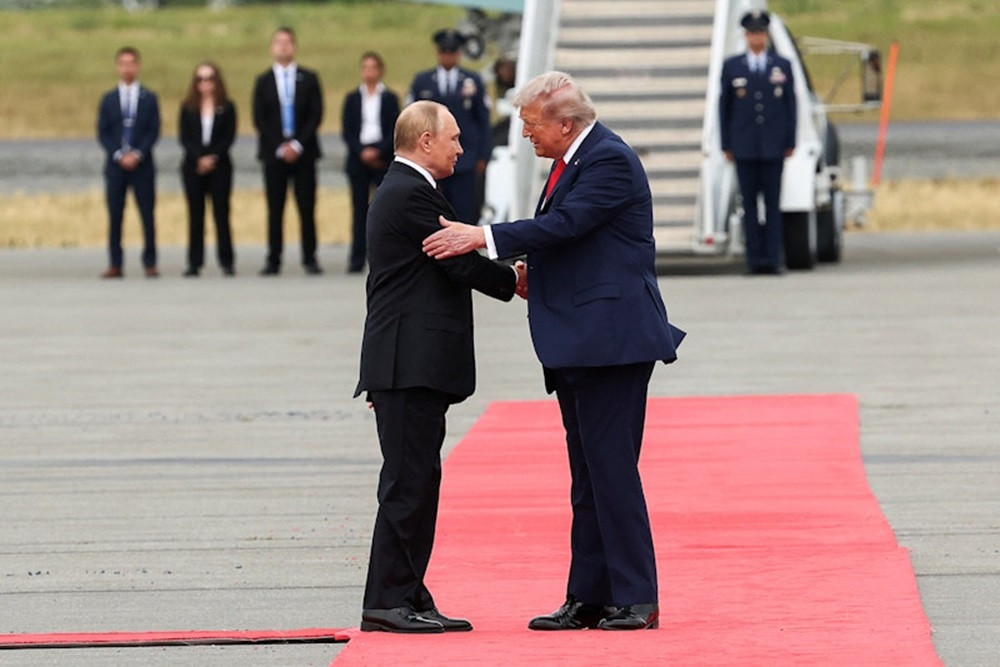 Trump Sebut Pertemuan Tatap Muka Putin–Zelensky Sedang Disiapkan