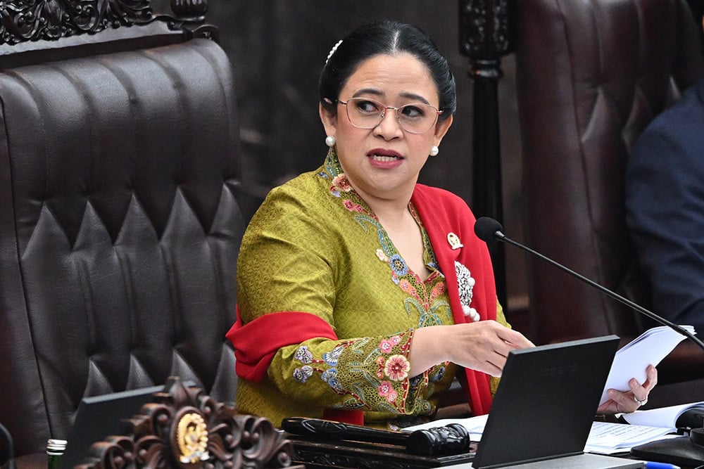 Ketua DPR Puan Maharani menyampaikan pidato dalam Sidang Tahunan MPR RI dan Sidang Bersama DPR-DPD RI Tahun 2025 di Gedung Nusantara, Kompleks Parlemen, Jakarta, Jumat (15/8/2025). ANTARAFOTO/Rivan Awal Lingga