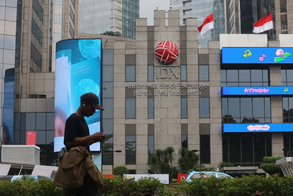 Nilai Transaksi Saham Hari Ini Tembus Rp42 Triliun, DSSA dan AMMN Paling Jumbo