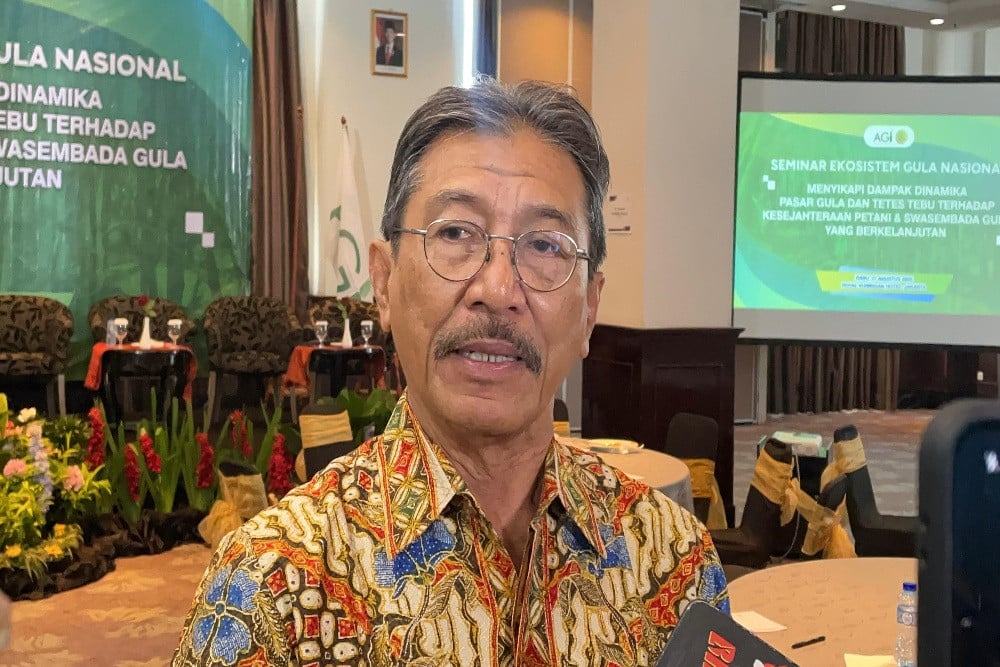 Ketua Umum Asosiasi Petani Tebu Rakyat Indonesia (APTRI) Soemitro Samadikoen saat ditemui seusai Seminar Ekosistem Gula Nasional di Jakarta, Rabu (27/8/2025). —Bisnis/Rika Anggraeni