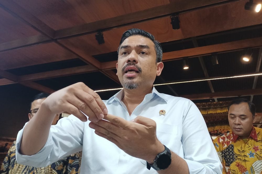 Banjir Produk Impor, Menteri Maman Usul RI Tiru China Bikin Barang KW