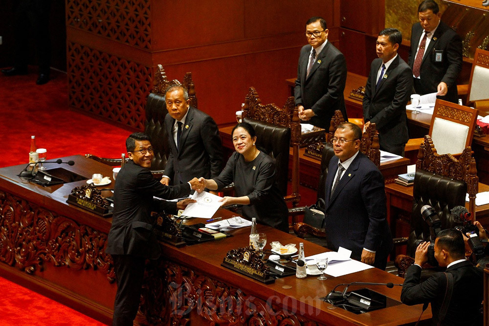 Wanti-wanti DPR Defisit APBN Bisa Tembus 4,4% Imbas Setoran Pajak Jeblok