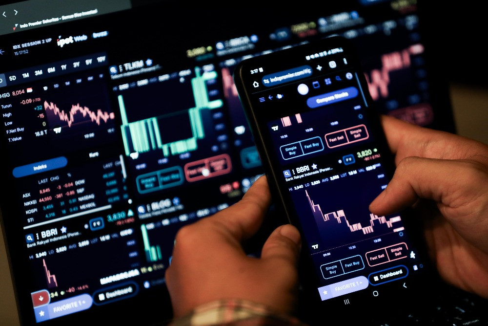 Rekomendasi Saham dan Pergerakan IHSG Hari Ini, Jumat 28 November 2025