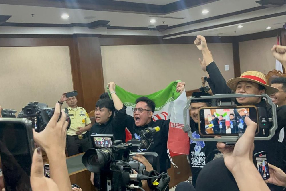 Yusril Ihza Mahendra Sentil Aparat Hukum Usai Vonis Bebas Delpedro Cs