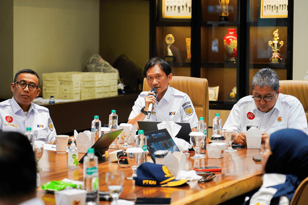 Dalam 20 Hari, KAI Layani Lebih dari 4,9 Juta Perjalanan di Indonesia