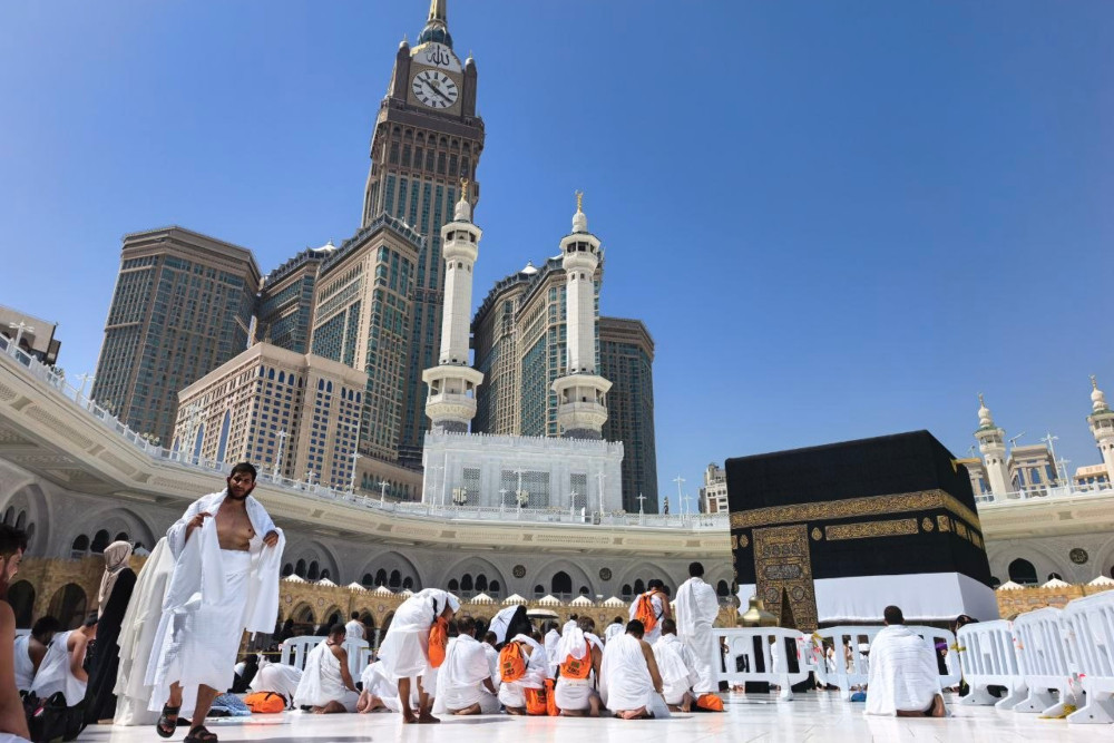 33 Calon Jemaah Haji Embarkasi Surabaya Sempat Alami Kelelahan-Hipertensi