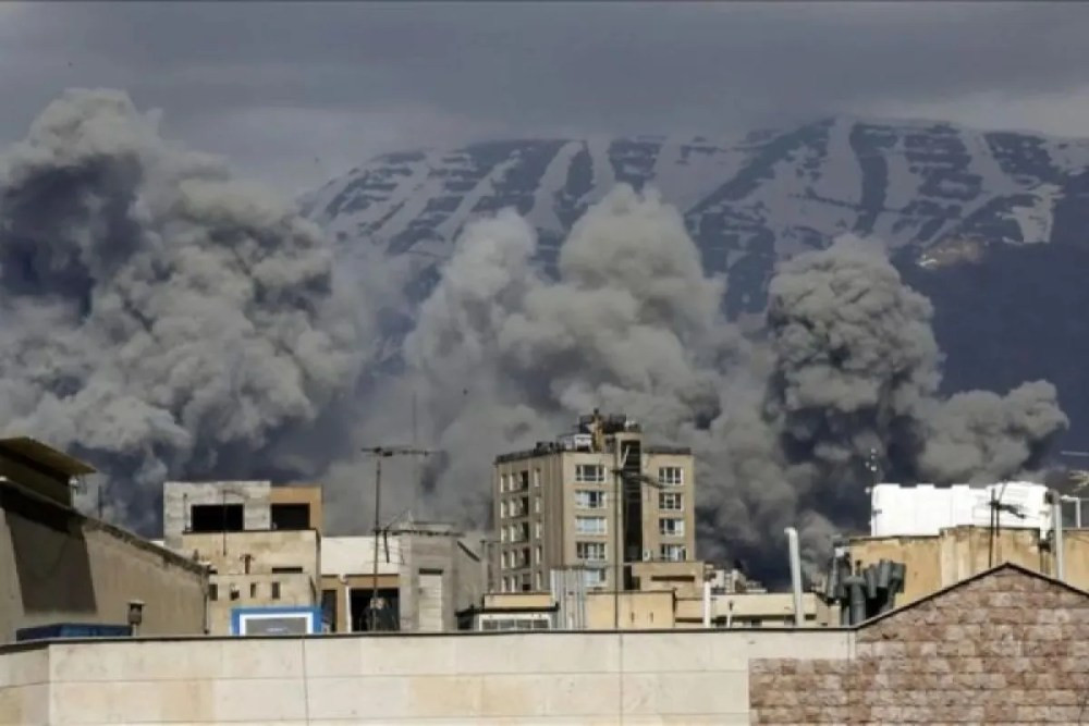 Korban Perang AS – Israel vs Iran Capai 5 . 831 Orang , Puluhan Ribu Terluka