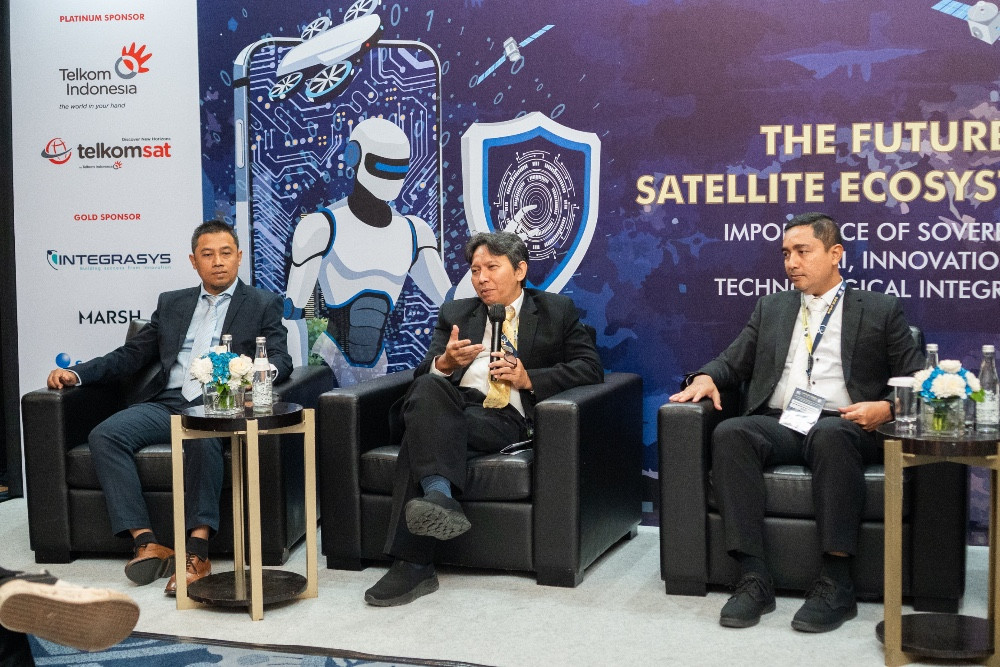 'Samudra Biru' Industri Satelit Nasional yang Perlu Diuji
