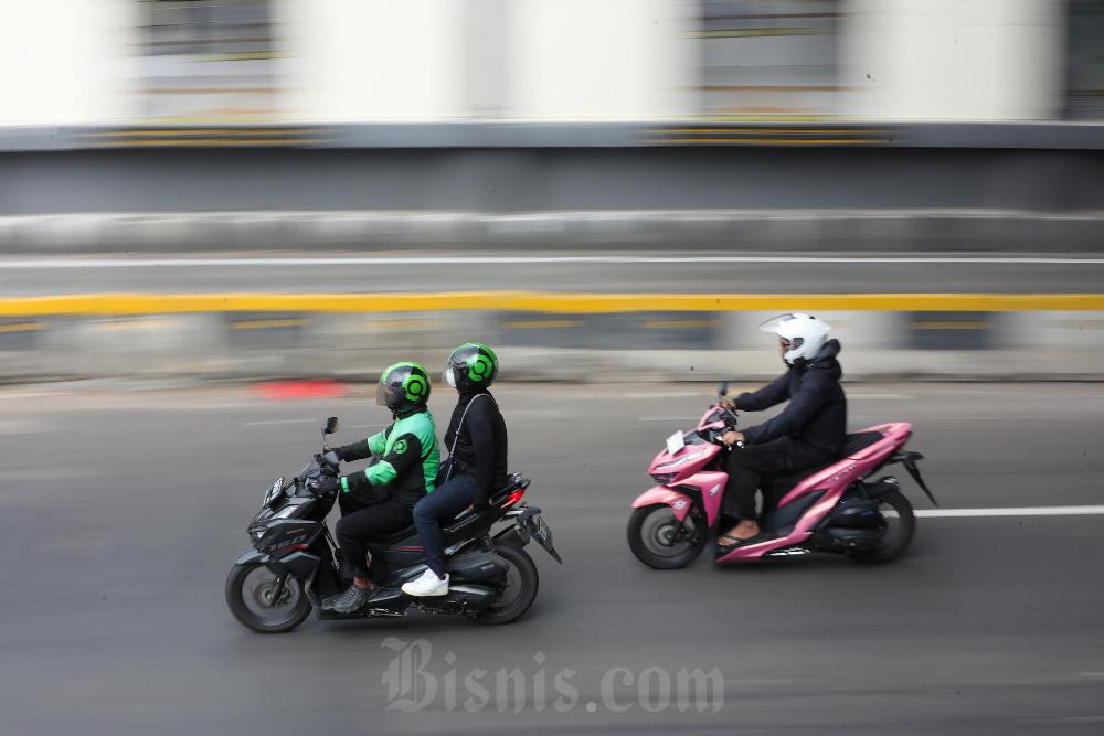 Serikat Pekerja Kritisi Komisi Ojol 8%, Masih Ada Potongan Aplikasi dan Asuransi