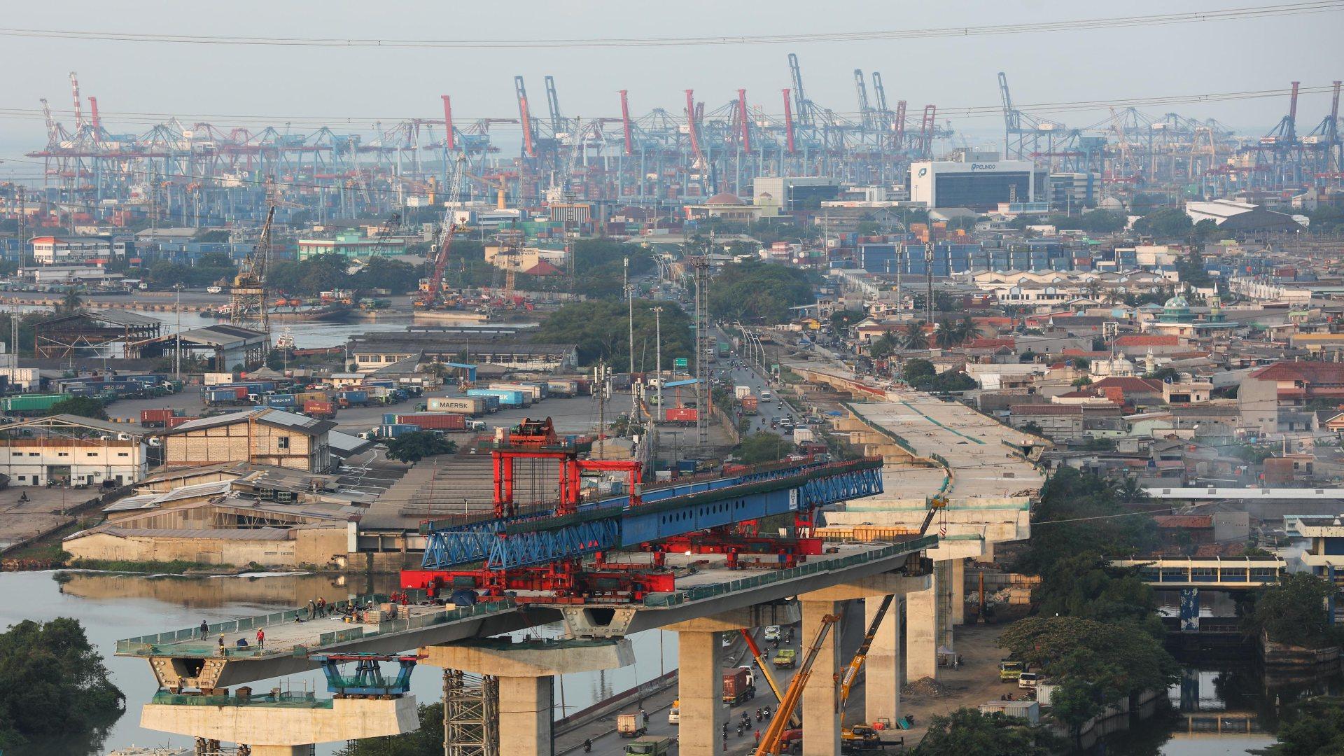 Kontraktor Terpukul Lonjakan Biaya Material, Bagaimana Nasib Proyek Strategis?