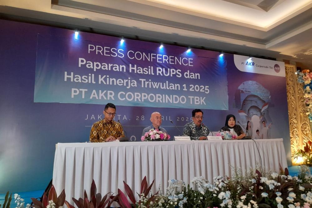 AKR Corporindo (AKRA) Gandeng Hyundai Industries Bangun Kapal FSRU